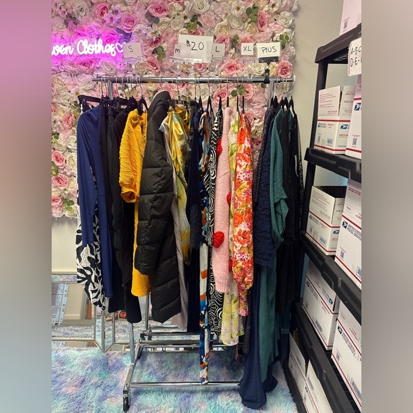 $20 SHOW LISTING!!! - Picture 1 of 1